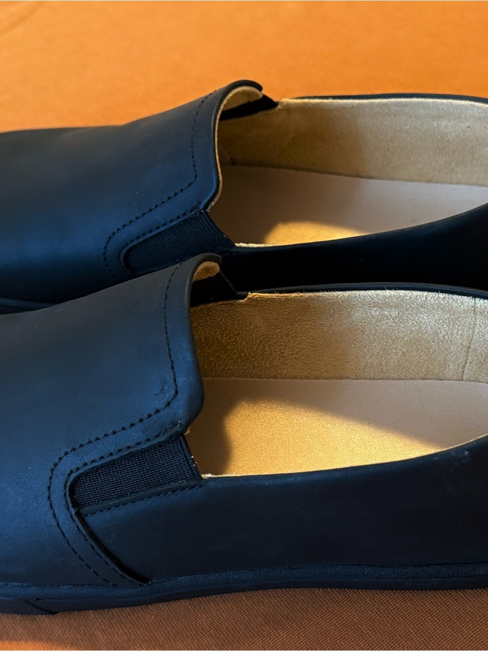 Xero Shoes Women’s Genuine Leather Black Slip-On Casual Loafers - Picture 2 of 3